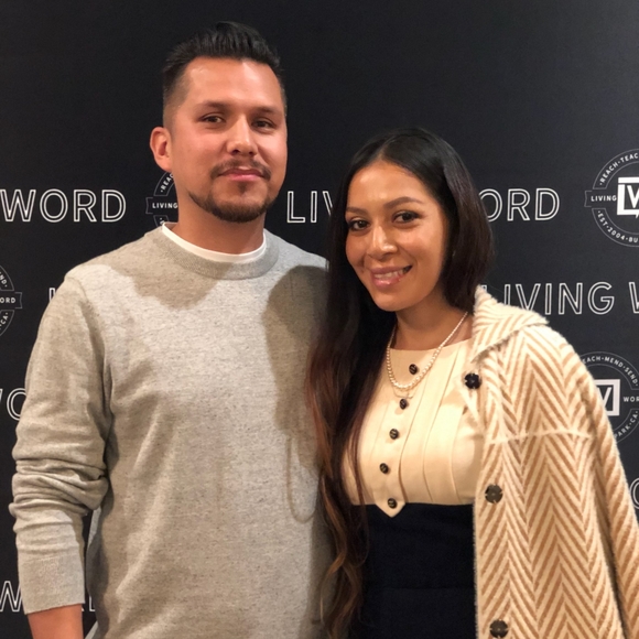 Meet your Posher, Joanna - Picture 2 of 3